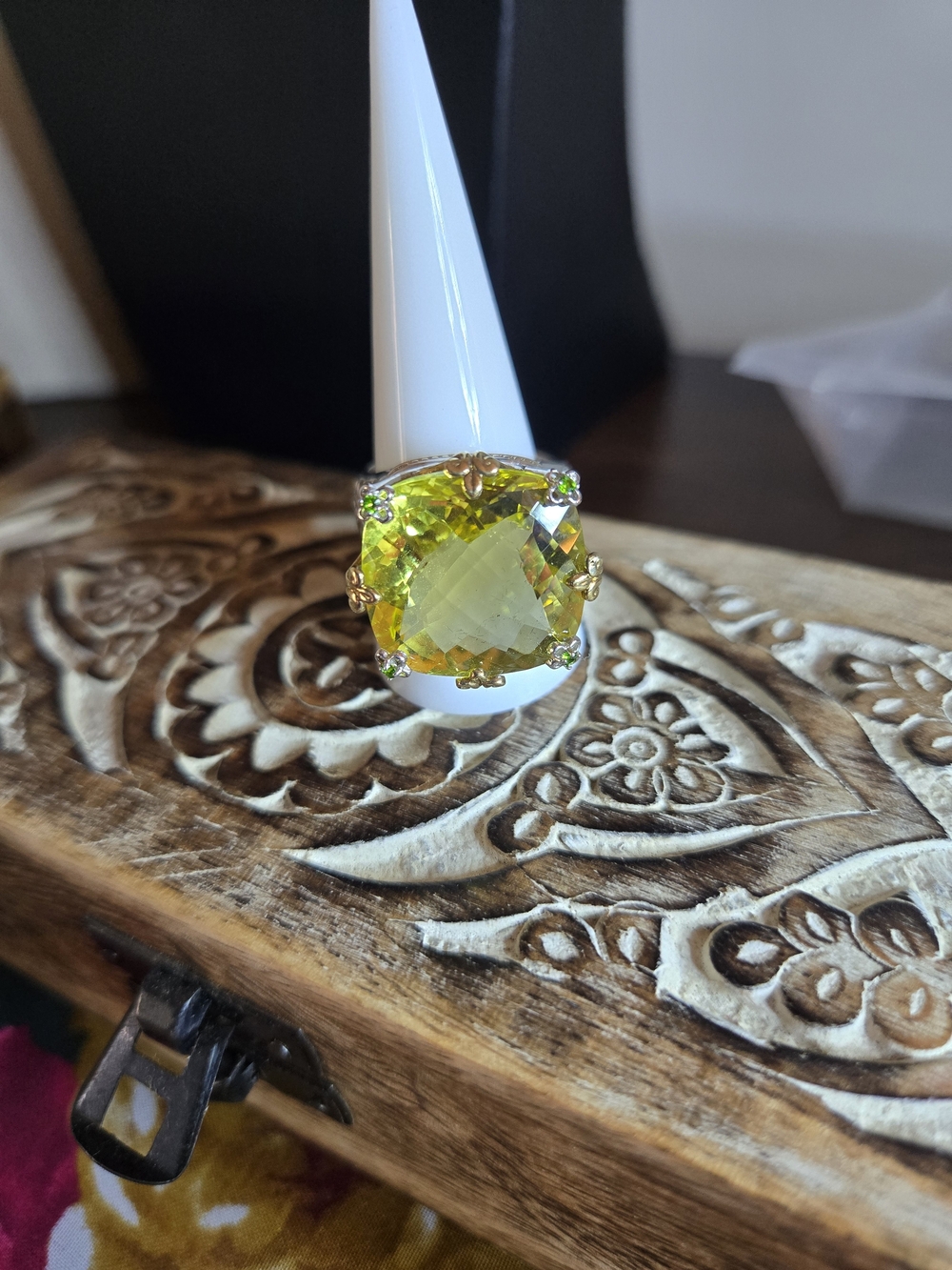 Michael Valitutti Size 10 Lemon Quartz Ring - Picture 2 of 11